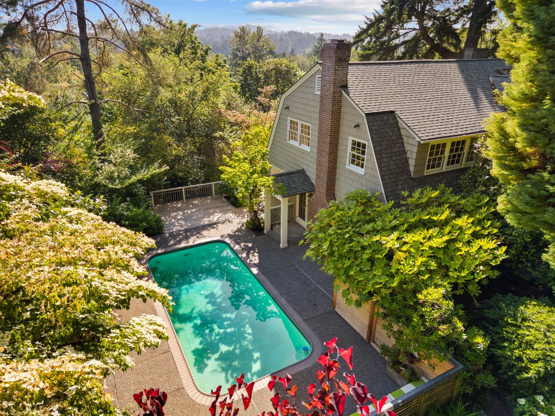 Perched on a Hillside w/ Views of Tryon Creek State